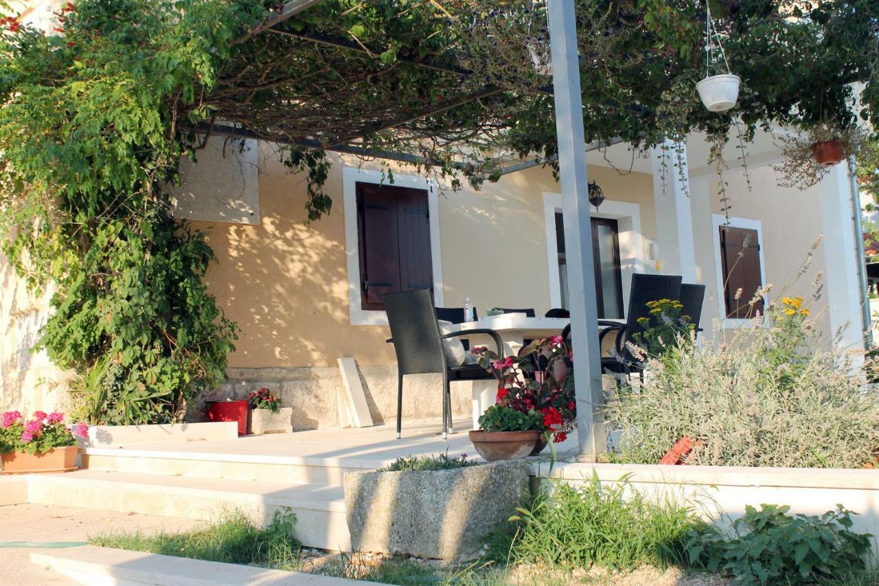 Apartments Borghetto ヴィンクラン エクステリア 写真