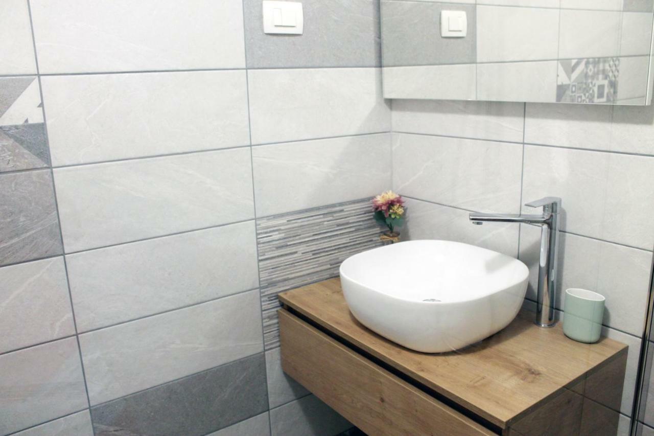 Apartments Borghetto ヴィンクラン エクステリア 写真