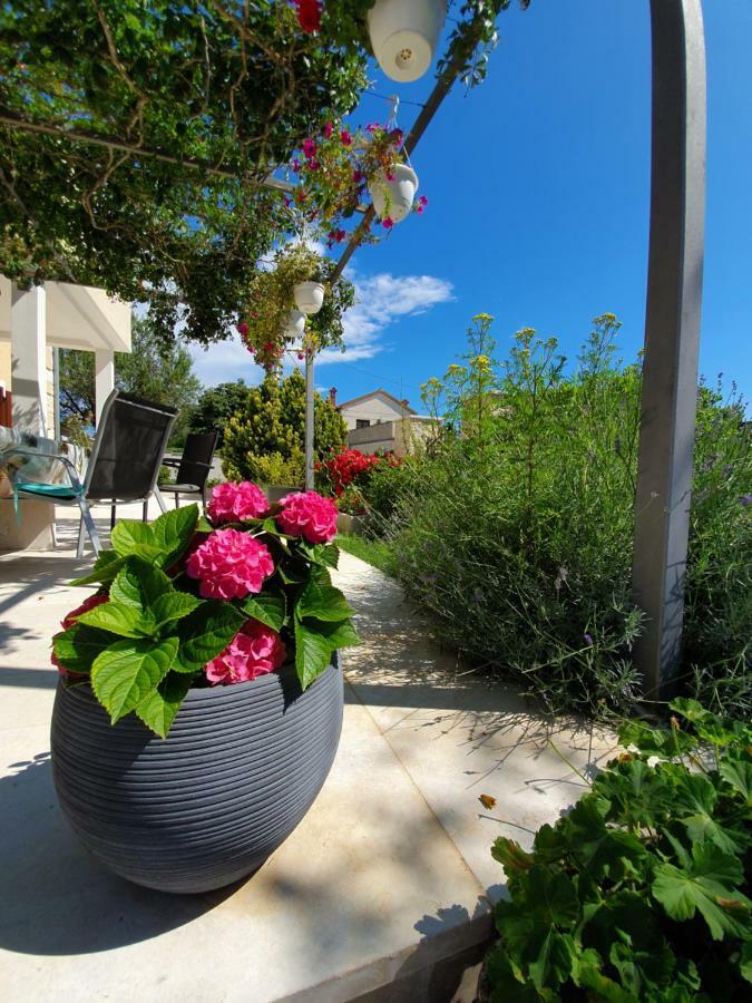 Apartments Borghetto ヴィンクラン エクステリア 写真