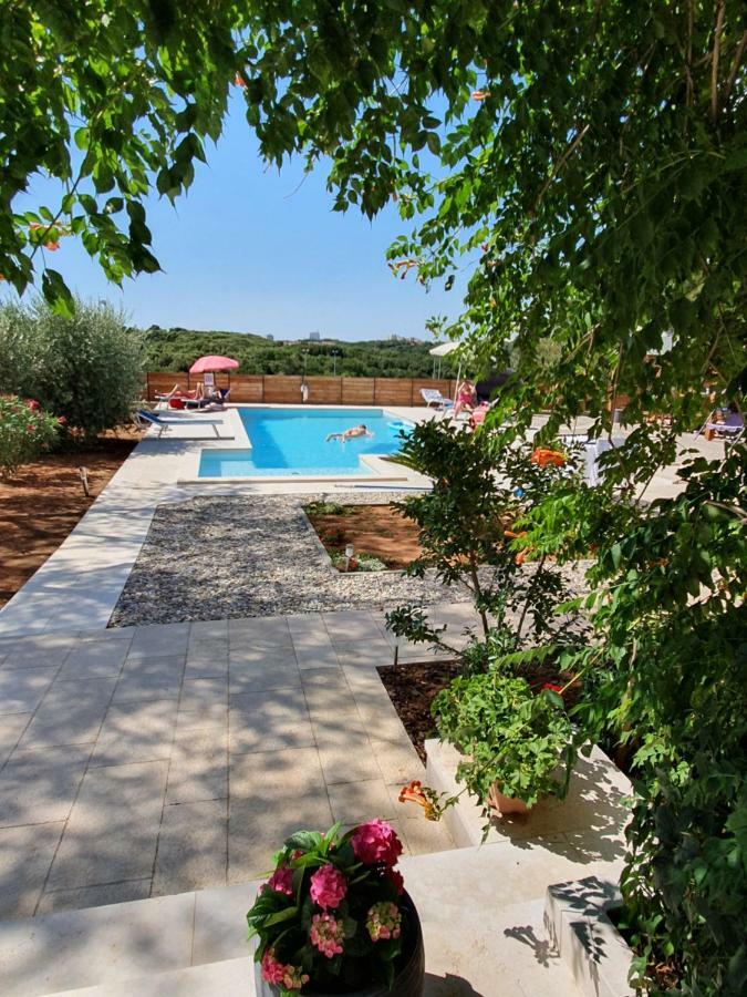 Apartments Borghetto ヴィンクラン エクステリア 写真