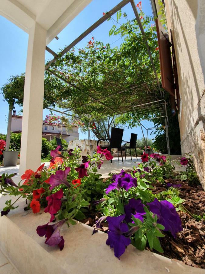Apartments Borghetto ヴィンクラン エクステリア 写真