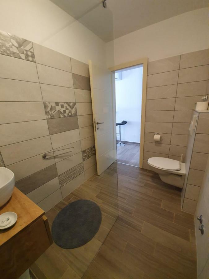 Apartments Borghetto ヴィンクラン エクステリア 写真